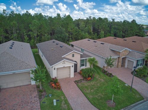 1042 Harbor Ridge Dr, Kissimmee FL  34759-6208 exterior