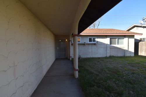 4237 Glascow Dr, North Highlands, CA 95660-4123