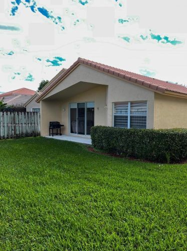 17067 11th St, Hollywood, FL 33028-2101