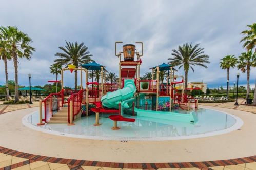 8147 Swiss Chard Cir, Land O Lakes FL  34637-7596 exterior