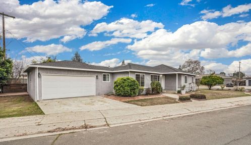 1440 Holly Dr, Lodi, CA 95242-2423