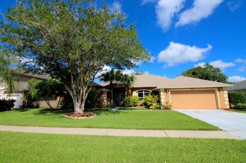 1801 Arash Cir, Daytona Beach, FL 32128-7295