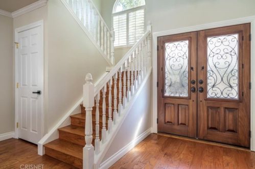 26326 Woodlark Ln, Santa Clarita, CA 91355-3534