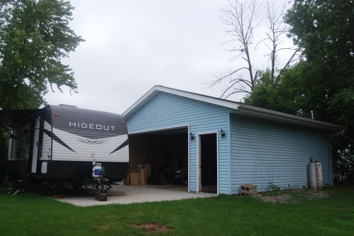 711 Harrison Ct, West Bend WI  53090-1800 exterior