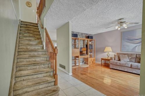 2146 Virgil Pl, Bronx, NY 10473-1311