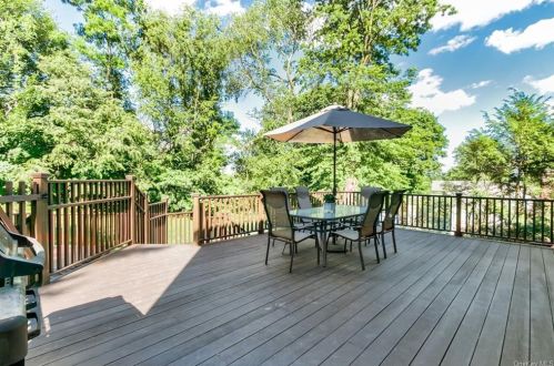 247 Ridge St, Rye Brook NY  10573-1140 exterior