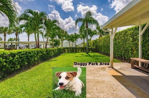 38010 Frenchmans Bay, Boynton Beach FL  33436-1958 exterior