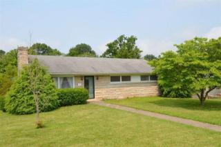 1761 Traveller Rd, Lexington, KY 40504-2003