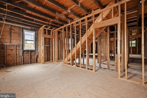 446 Billingsport Rd, West Deptford NJ  08066-2209 exterior