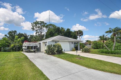 308 South Dr, Nokomis FL  34275-1343 exterior