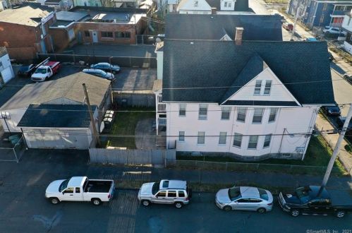 249 Frank St, Bridgeport, CT 06604-3207