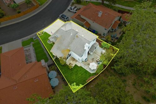 5415 Elderberry Way, Oceanside CA  92057-4626 exterior