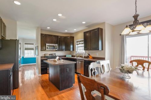 10099 Lindale Ave, Upton PA  17225-8373 exterior