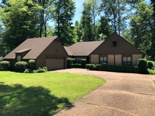 1602 Golf Links Dr, West Memphis, AR 72301-3835