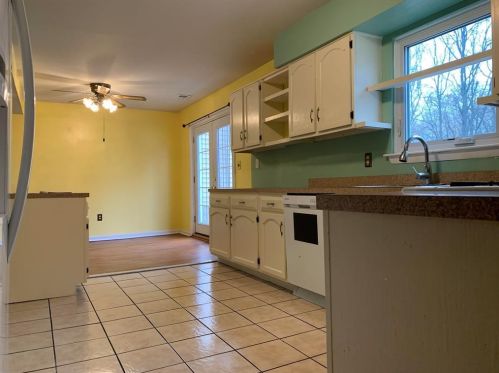 168 Vis Dr, Easton PA  18042-7210 exterior