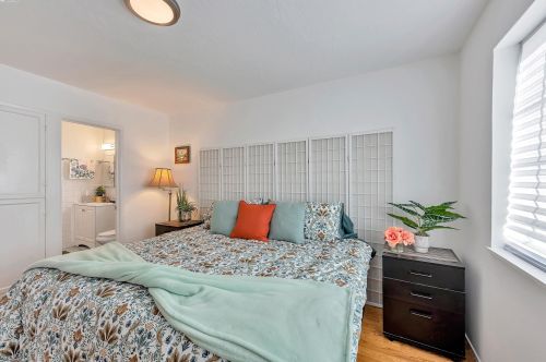 2031 103rd Ave, Oakland CA  94603-3325 exterior