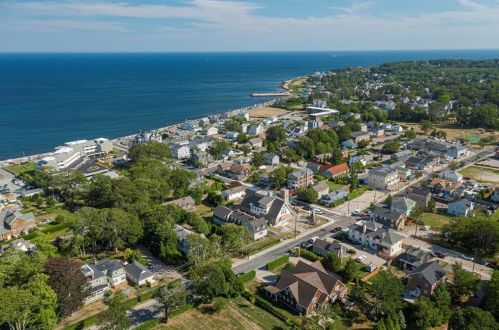 119 Boon St, South Kingstown RI  02882-3602 exterior