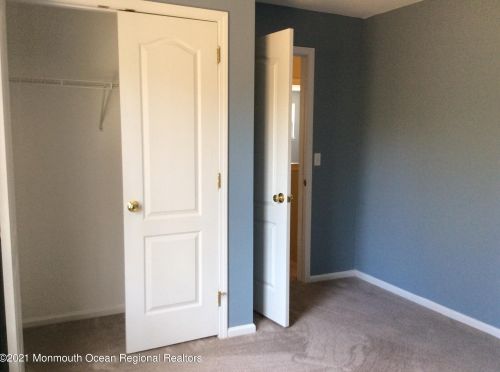 165 Huntley Ave, Berkeley Township NJ  08721-1351 exterior