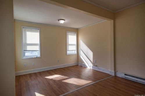 4 Irving Ln, Ferndale NY  12734-5234 exterior