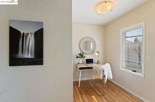 336 45 St, Oakland CA 94609-2025 exterior