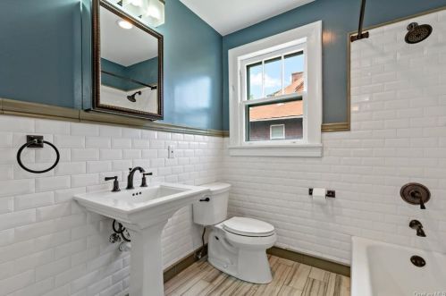 44 Greenridge Ave, White Plains NY  10605-1622 exterior