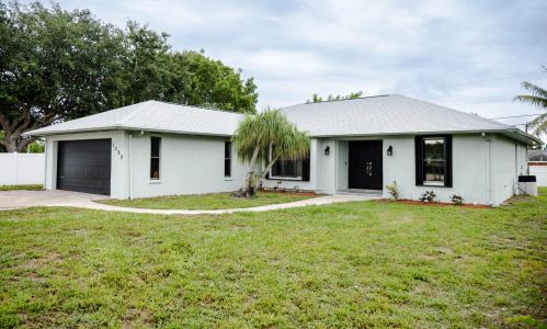 1298 Port St Lucie Blvd, Fort Pierce, FL 34952-5330