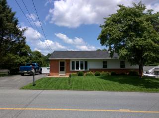 1615 Wiker Ave, Lancaster, PA 17602-3958