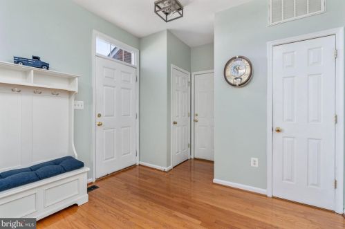 6029 Hot Spring Ln, Fredericksburg VA  22407-3708 exterior