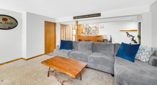 418 Killarney Ln, Valpo IN  46385-5423 exterior