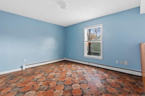 140 Chestnut St, Norwich CT  exterior