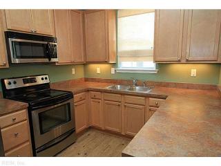 1421 Hambledon Loop, Chesapeake VA  23320-3098 exterior