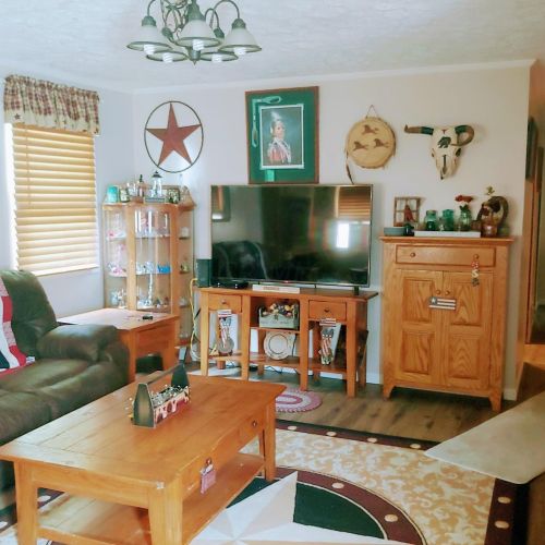 210 Fairview Ave, Washington Ch OH  43160-1247 exterior