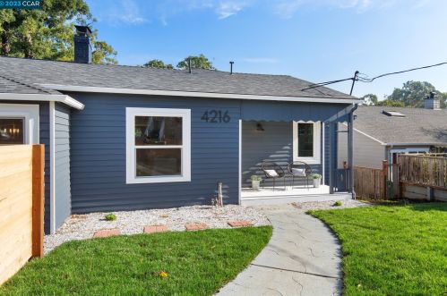 4216 Knoll Ave, Oakland CA  94619-3025 exterior