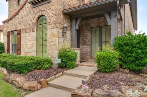 803 La Cima, Irving TX  75039-3067 exterior