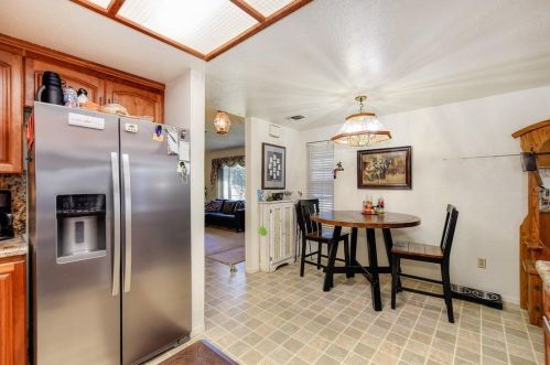 11029 Chemo River Ct, Rancho Cordova CA  95670-2703 exterior