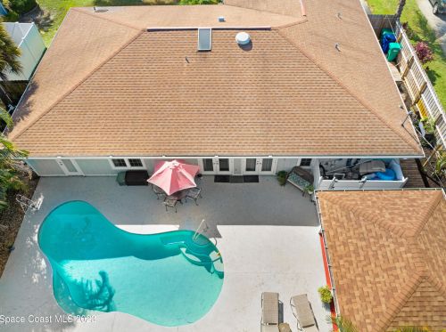 221 Degan Pl, Sebastian FL  32958-4509 exterior