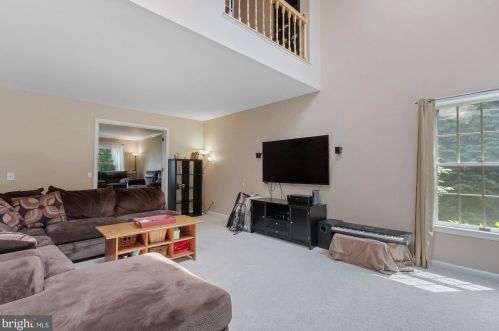 100 Brook Meadow Cir, Shrewsbury PA  17361-1236 exterior