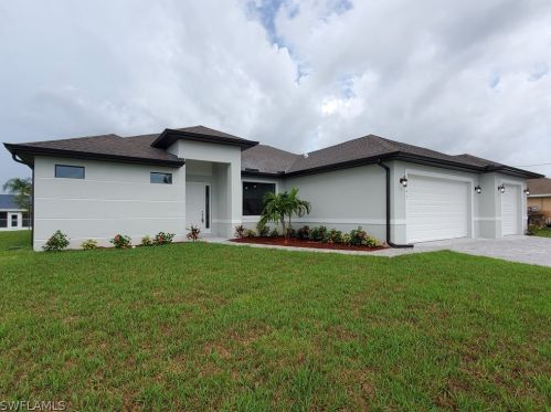 2231 2nd Ave, Cape Coral, FL 33909-4263