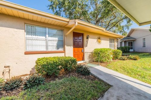 401 Flanborough Trl, Ruskin, FL 33573-6284