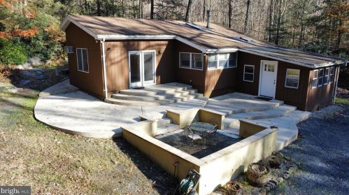 83 Drehersville Rd, Molino PA  17961-8918 exterior