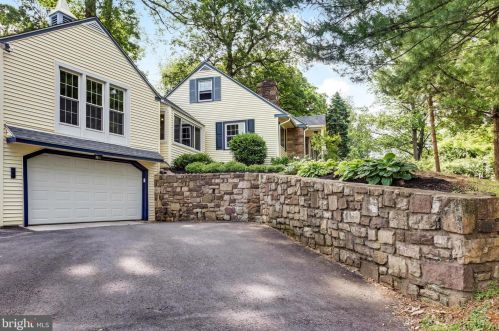 24 Leopard Rd, Paoli, PA 19301-1557