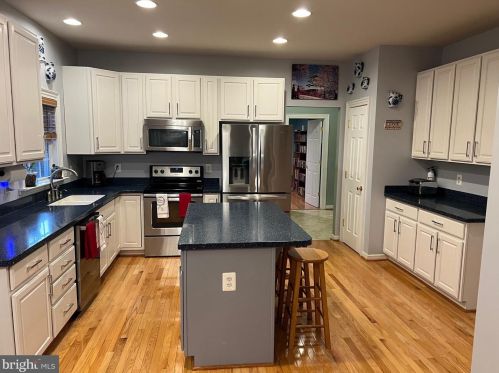 16832 Fairfax Dr, Owens VA  22485-5649 exterior