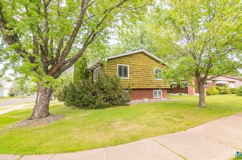 3402 Outer Dr, Hibbing MN 55746-2659 exterior