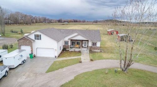 641 3900, Labelle ID  83442-5739 exterior