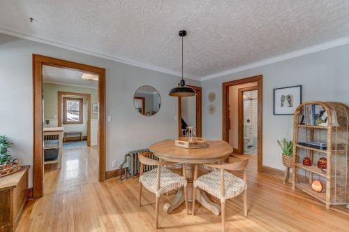 1207 Charlton St, Saint Paul MN 55118-2922 exterior