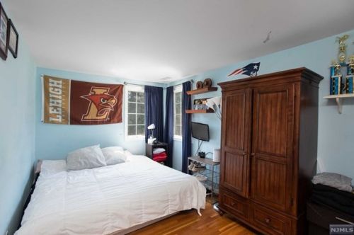 98 Birch St, Closter NJ  07624-1745 exterior