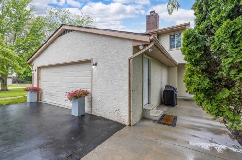 5352 Sandpiper Dr, Orient OH  43146-9228 exterior