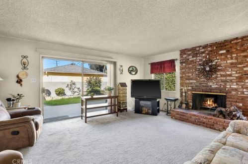 15328 Cranbrook Ave, Lawndale CA  90260-2425 exterior