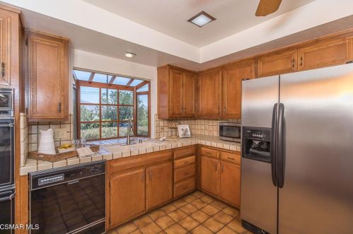 745 Foothill Rd, Santa Paula CA  93060-1851 exterior