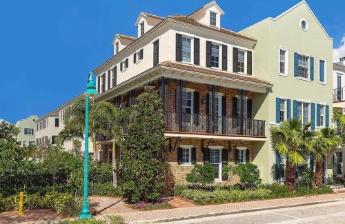307 Cannery Row Cir, Delray Beach FL  33444-3737 exterior